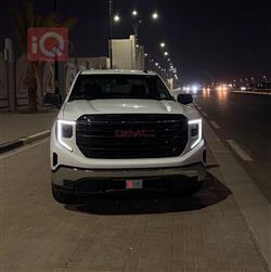 GMC Sierra